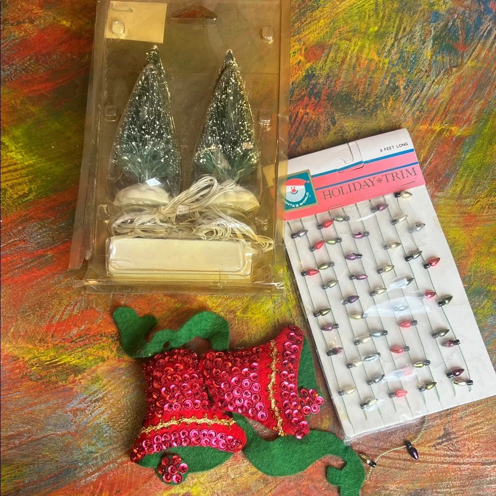 Holiday Time Green Mini Trees Battery-operated Set of  & Multicolor Light String